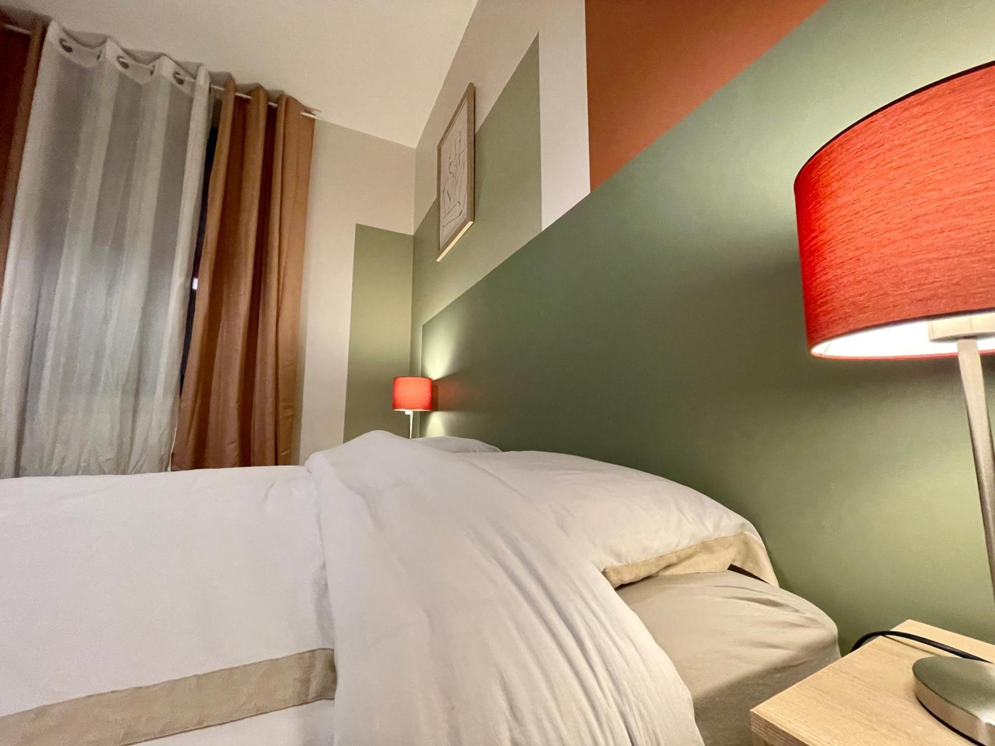 Les Vignes - T2 Cosy, Calme, Excentre Apartment Dijon Luaran gambar